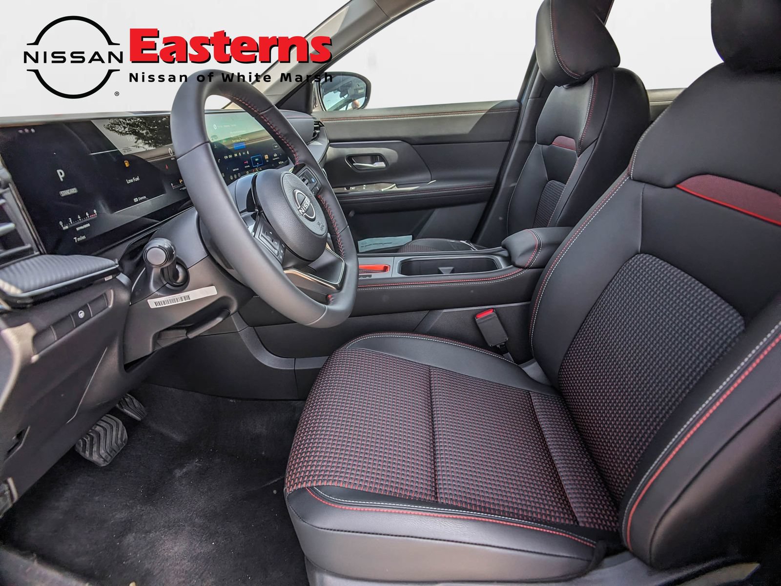 New 2026 Nissan Kicks SR w/ Cold Weather Package AWD/4WD image 16