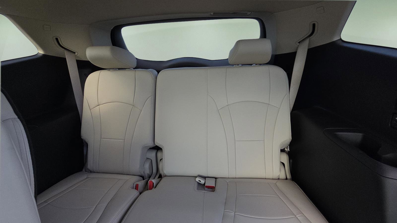 Used 2024 Buick Enclave Essence w/ Sport Touring Edition image 13