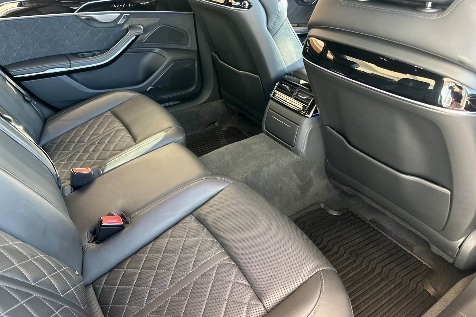 Used 2023 Audi S8 w/ S8 Comfort Plus Package image 18