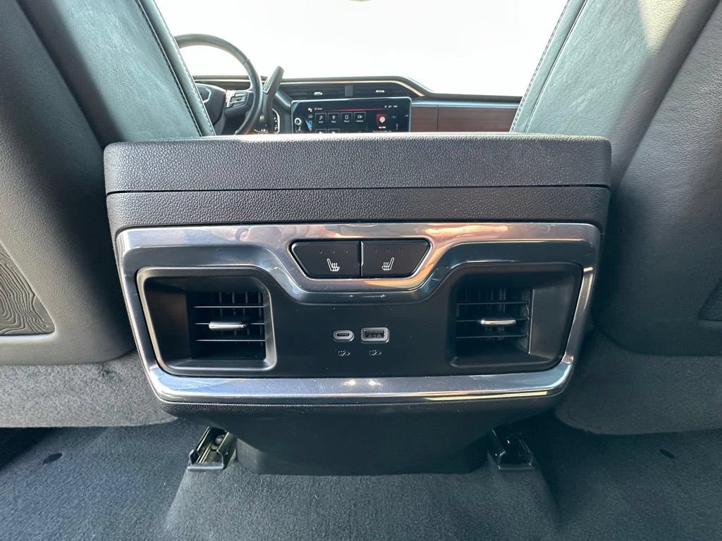 Used 2024 GMC Sierra 2500 Denali Ultimate AWD/4WD image 8