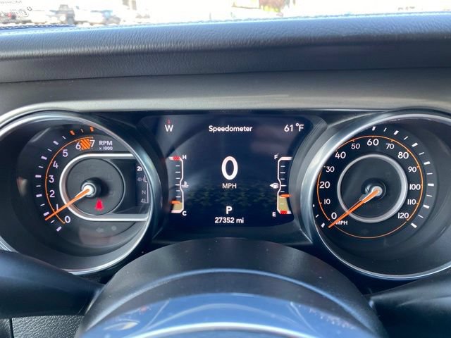 Used 2023 Jeep Wrangler Unlimited Sahara w/ LED Lighting Group AWD/4WD image 20