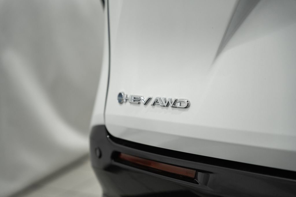 New 2026 Toyota Sienna Platinum image 8