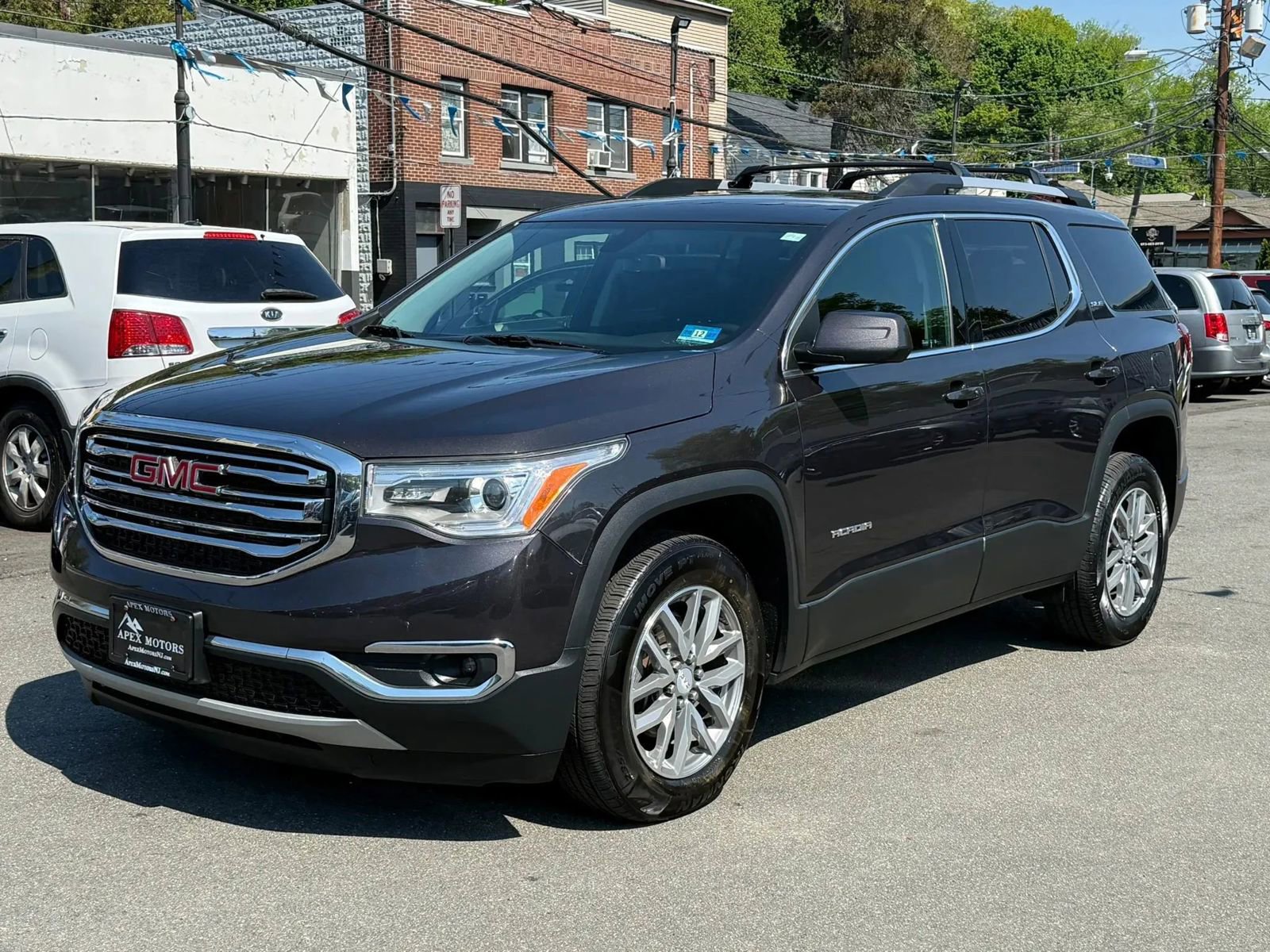 Used 2017 GMC Acadia SLE w/ Driver Alert Package I