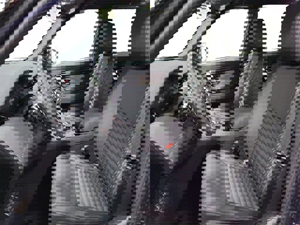 New 2024 Land Rover Discovery Sport Dynamic SE image 13