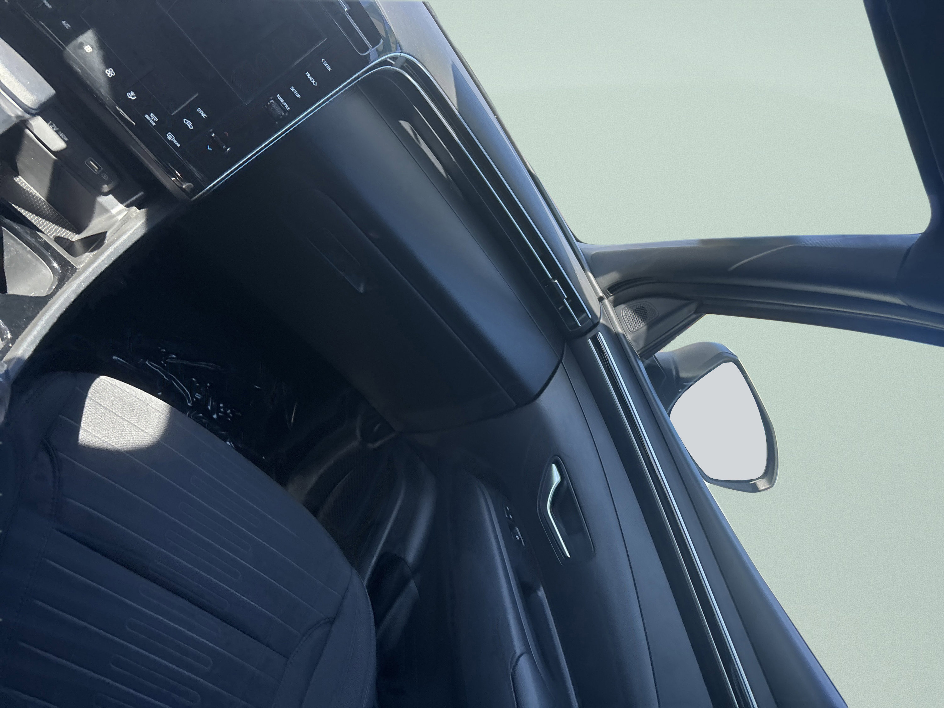 Used 2024 Hyundai Santa Cruz SEL image 21