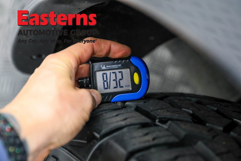 Used 2024 Nissan Armada SV image 30