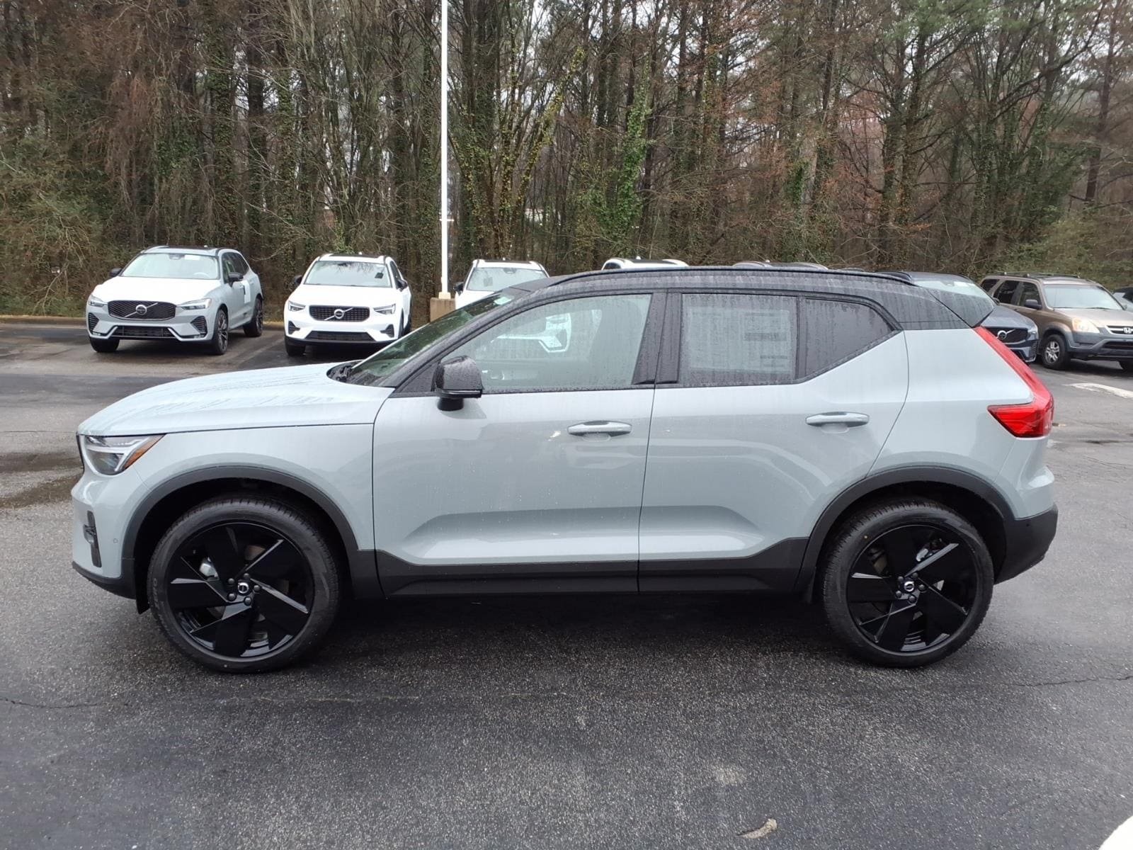New 2026 Volvo XC40 B5 Ultra w/ Protection Package Premier AWD/4WD image 8