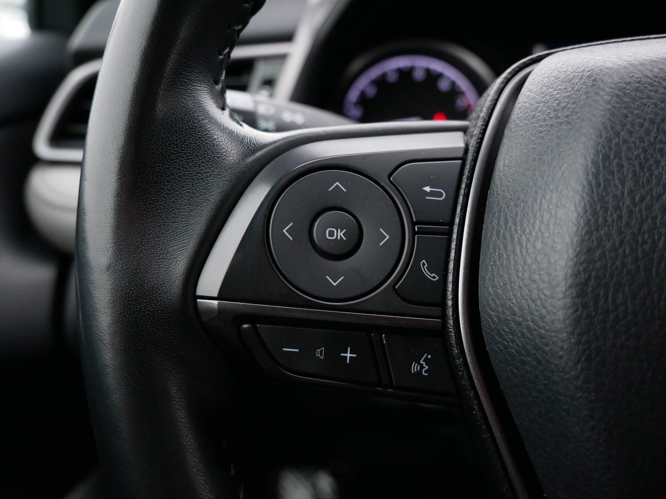 Certified 2024 Toyota Camry SE w/ Convenience Package image 27