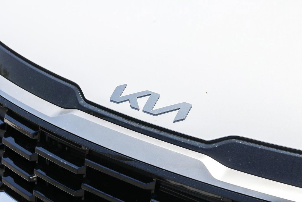 Certified 2026 Kia Sportage EX w/ EX Panorama Roof Package FWD image 6
