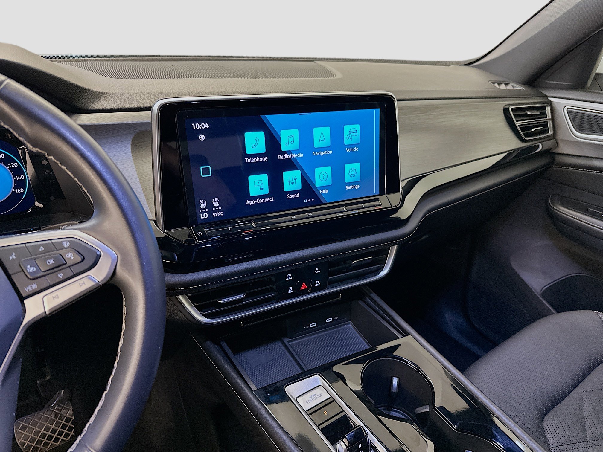 Used 2024 Volkswagen Atlas Cross Sport SE image 26