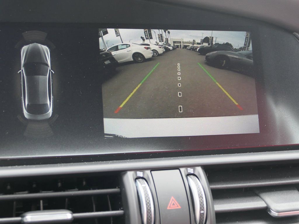 New 2025 Alfa Romeo Giulia AWD image 21