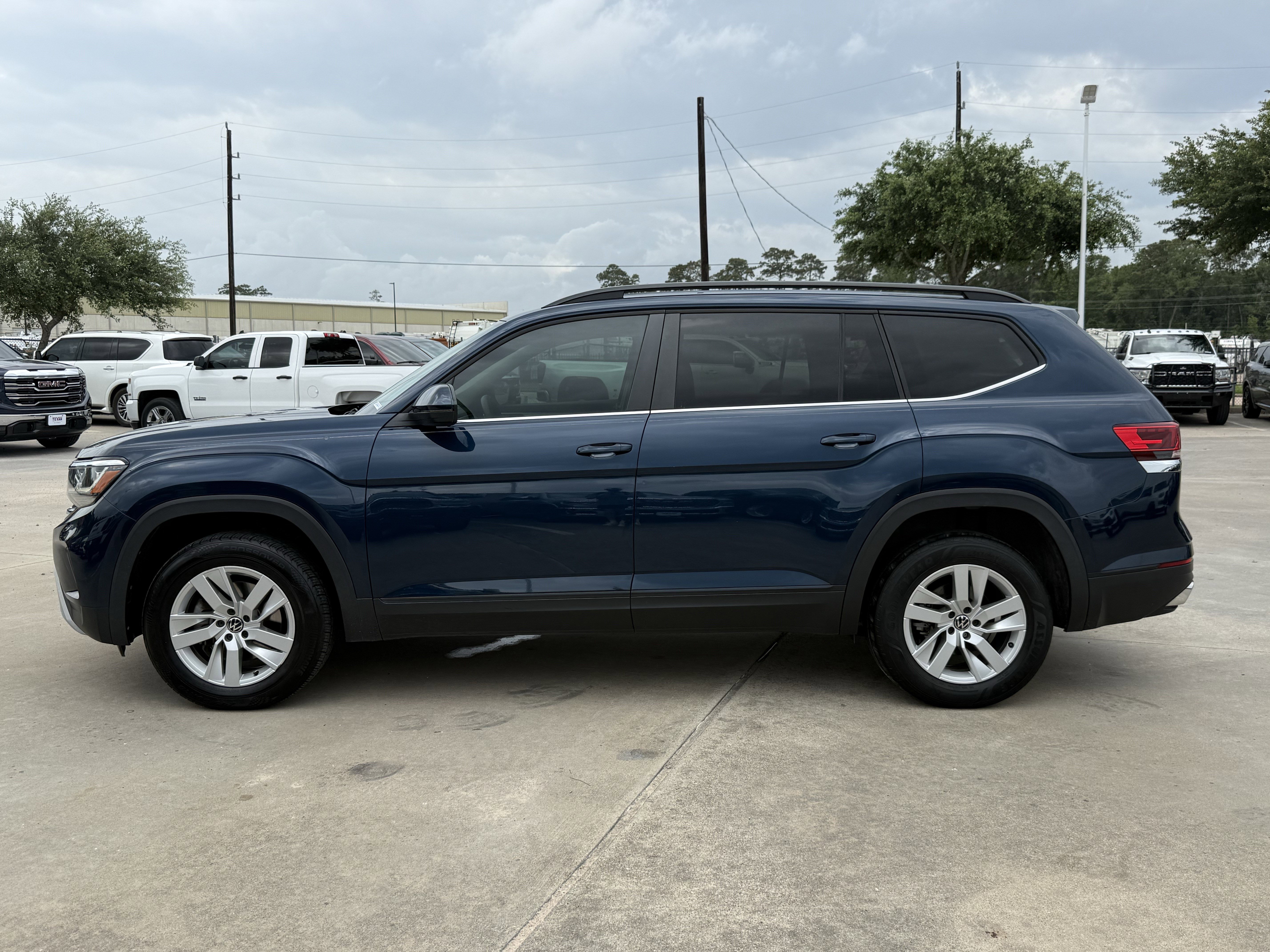 Used 2021 Volkswagen Atlas S FWD image 8