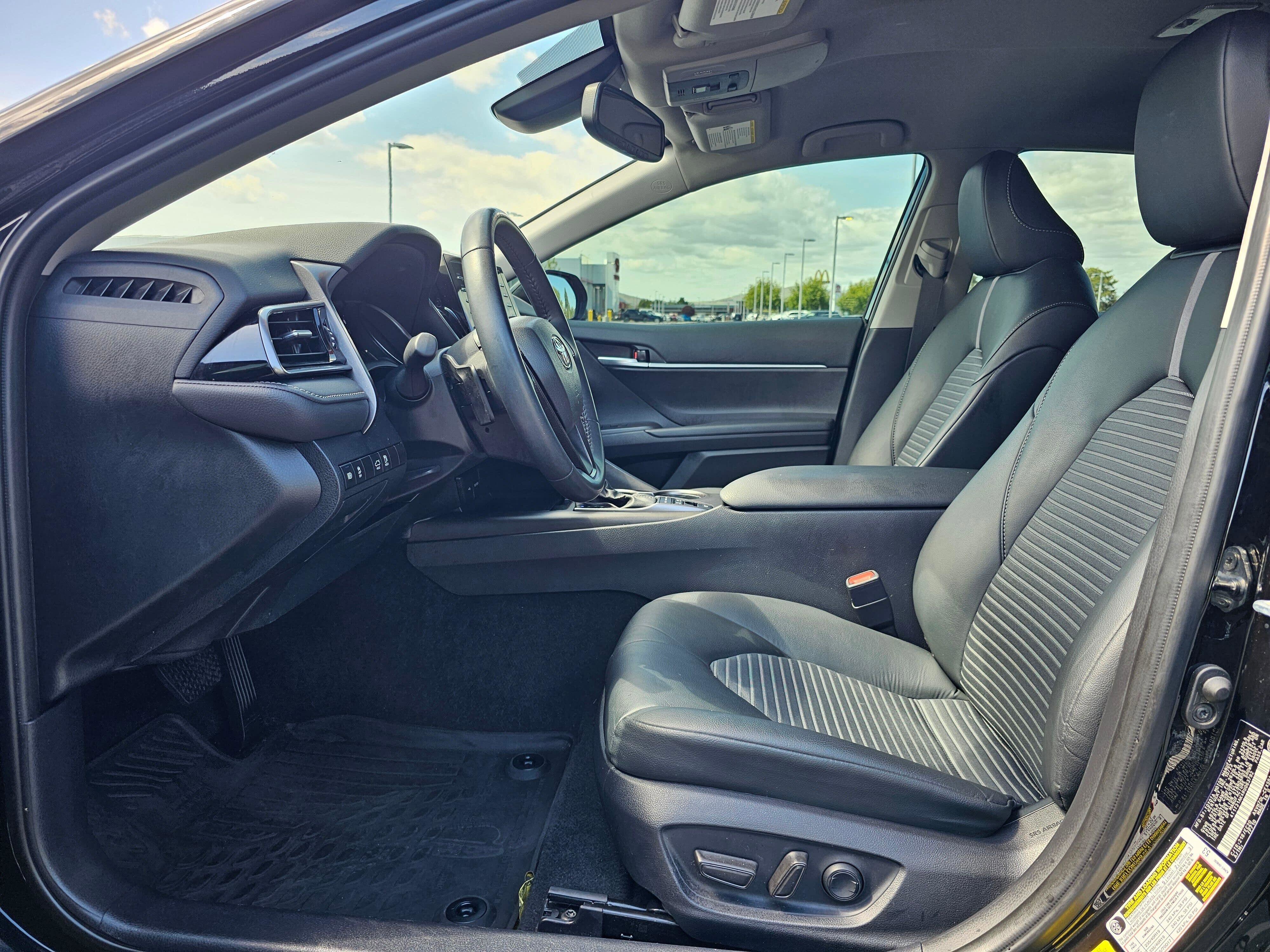 Used 2024 Toyota Camry SE w/ Convenience Package FWD image 19