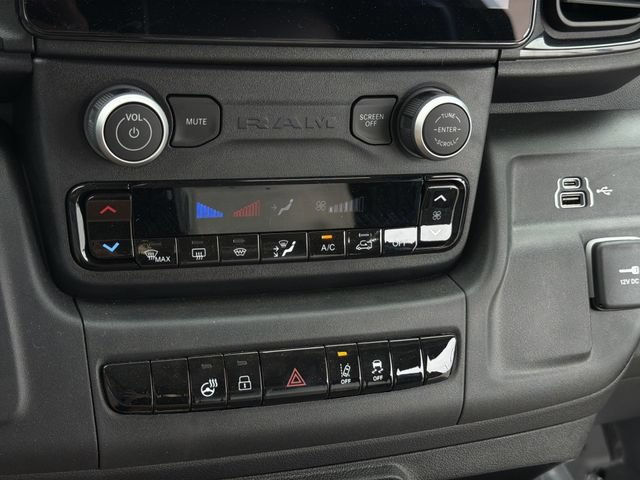 New 2024 RAM ProMaster 3500 w/ Delivery Van Package FWD image 25