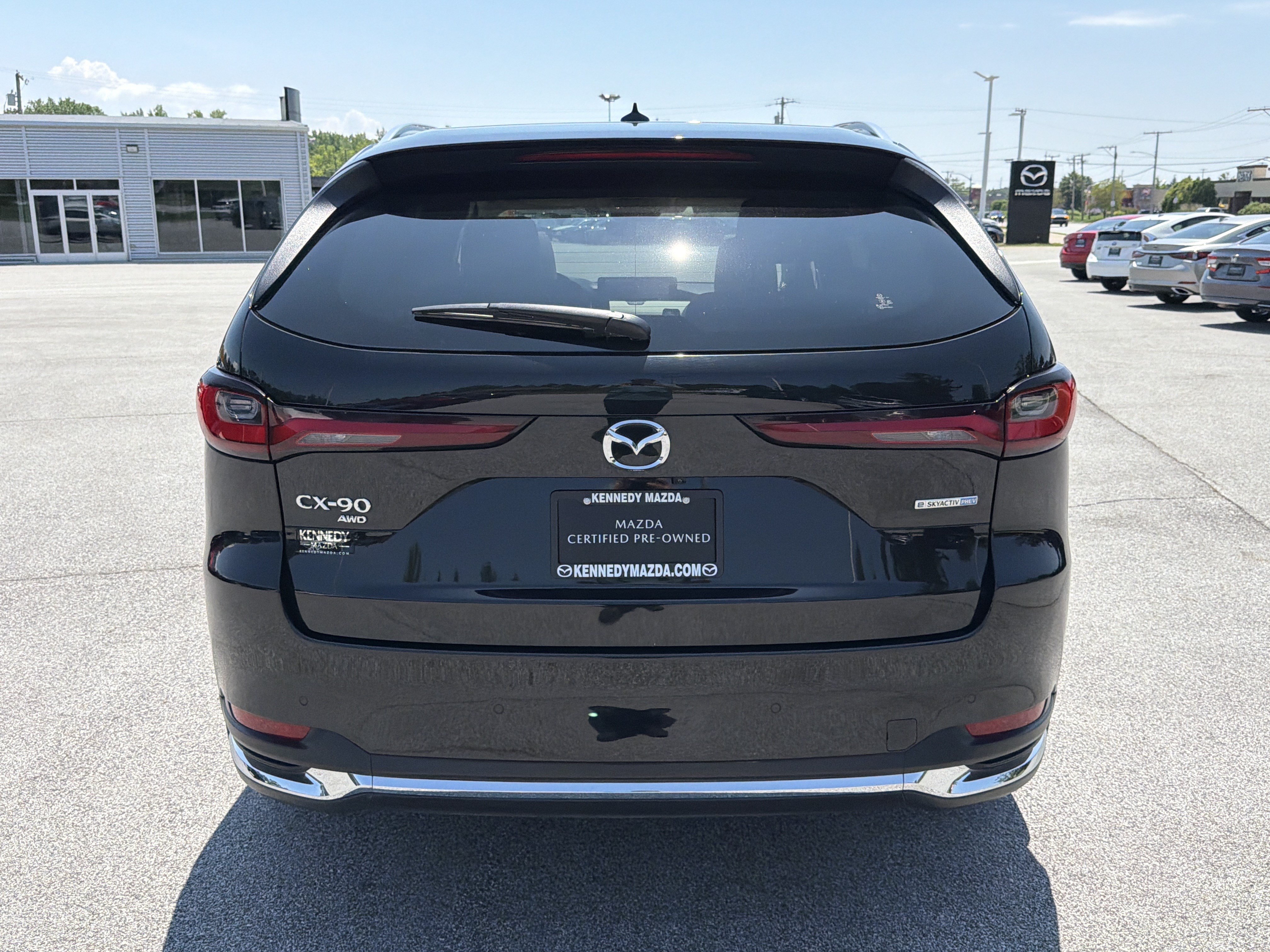 Certified 2024 MAZDA CX-90 Plug-In Hybrid w/ Premium Plus AWD/4WD image 4