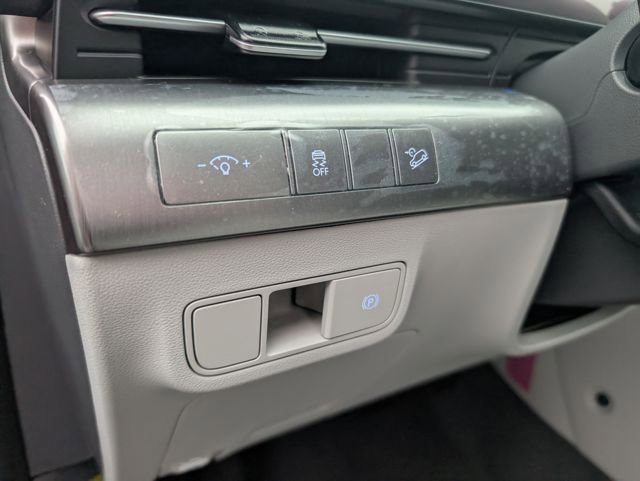 New 2026 Hyundai Kona SEL Premium AWD/4WD image 16