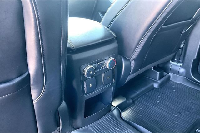 Used 2021 Ford Explorer XLT w/ Equipment Group 202A AWD/4WD image 34