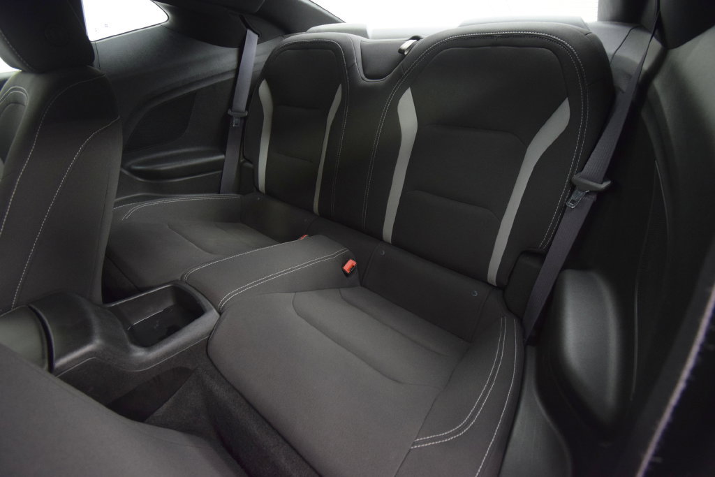 Used 2017 Chevrolet Camaro LT RWD image 18