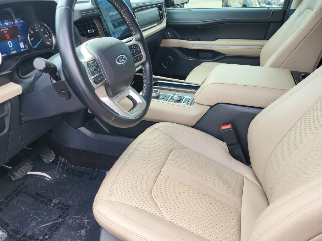 Used 2022 Ford Expedition Limited AWD/4WD image 12