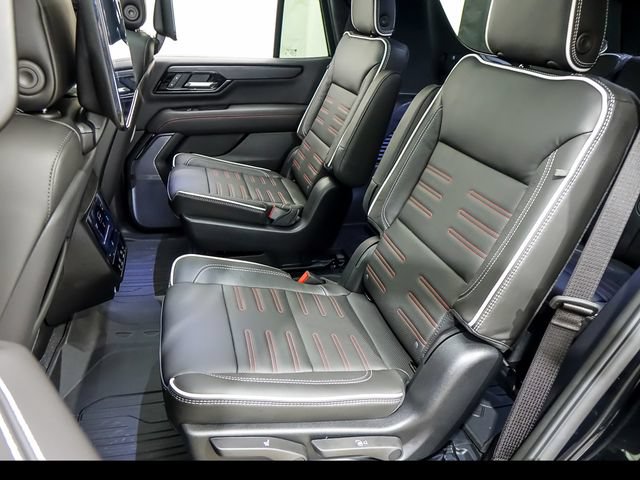 New 2026 GMC Yukon AT4 Ultimate w/ LPO, Illumination Package AWD/4WD image 10