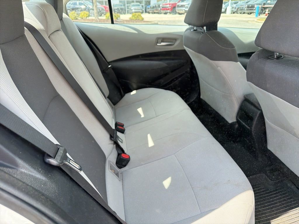 Used 2021 Toyota Corolla LE image 43