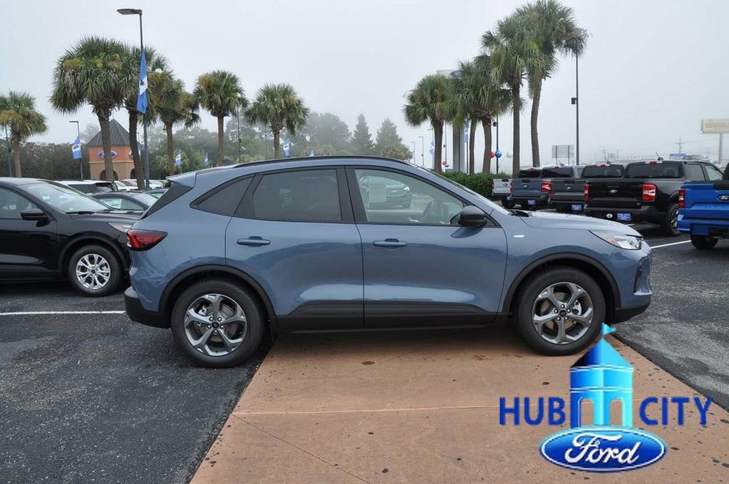 New 2026 Ford Escape ST-Line w/ Tech Pack #1 image 6