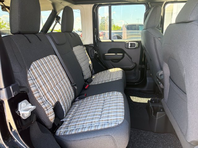 New 2026 Jeep Wrangler Unlimited Sport AWD/4WD image 32