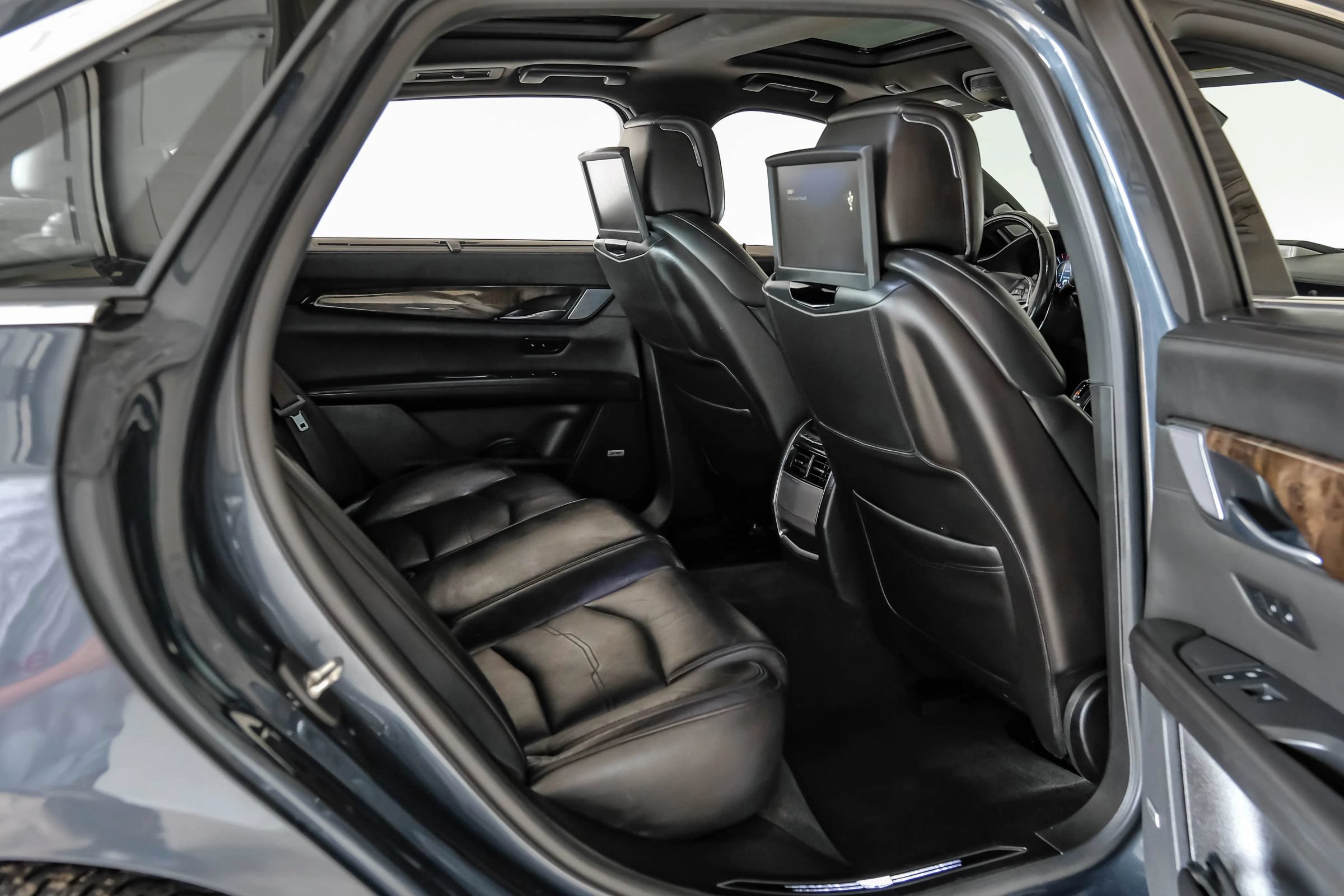 Used 2020 Cadillac CT6 Premium Luxury AWD/4WD image 44