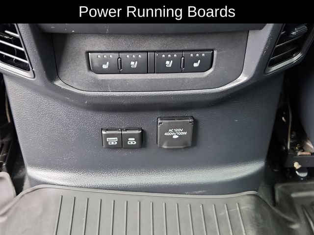 Used 2023 Toyota Tundra Platinum AWD/4WD image 31