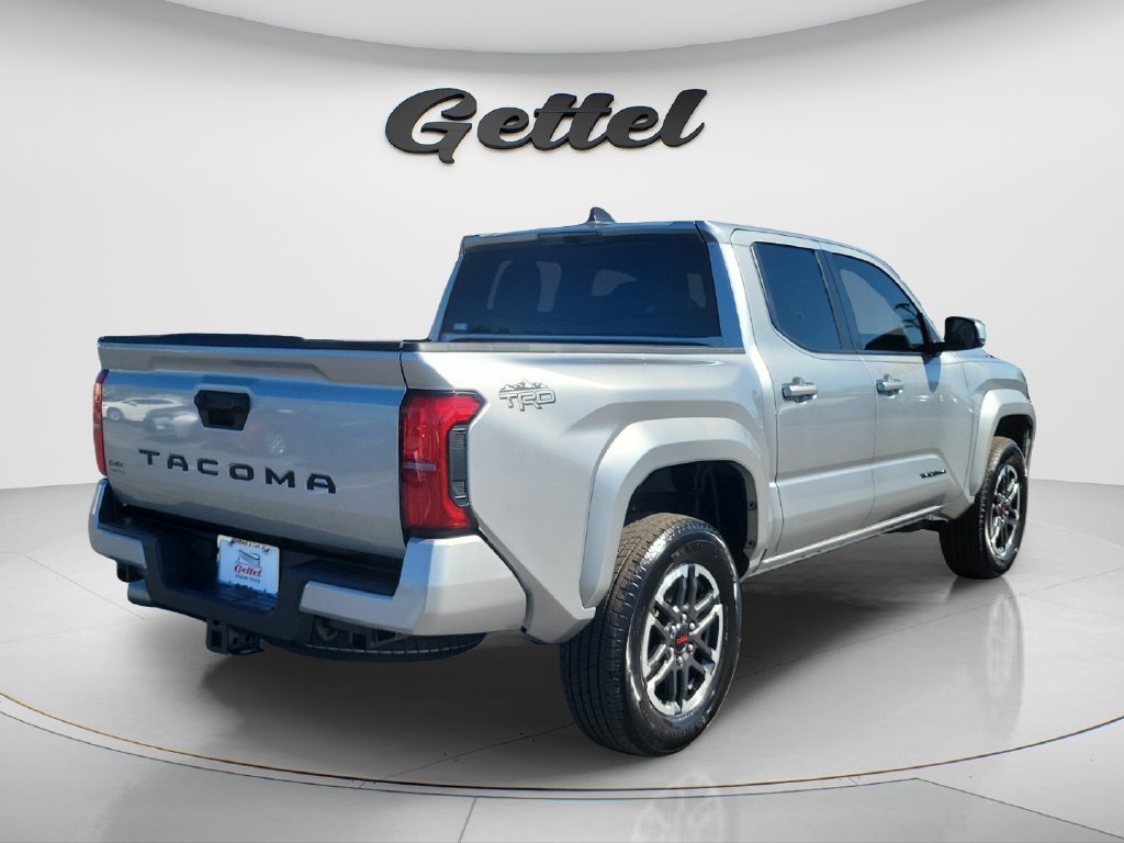 Used 2025 Toyota Tacoma TRD Sport RWD image 5