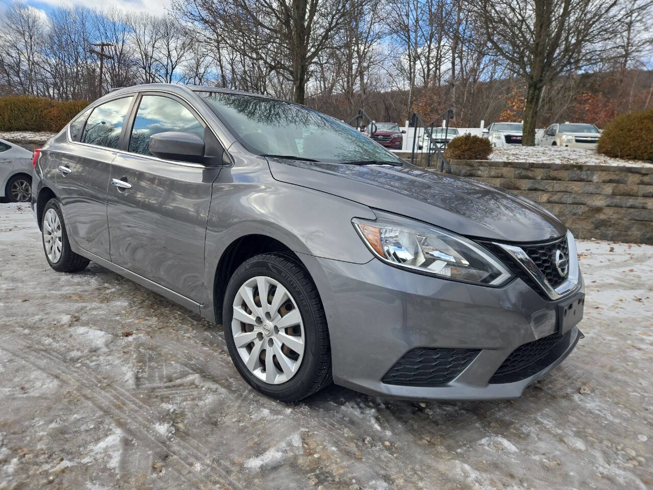 Used 2019 Nissan Sentra S image 1