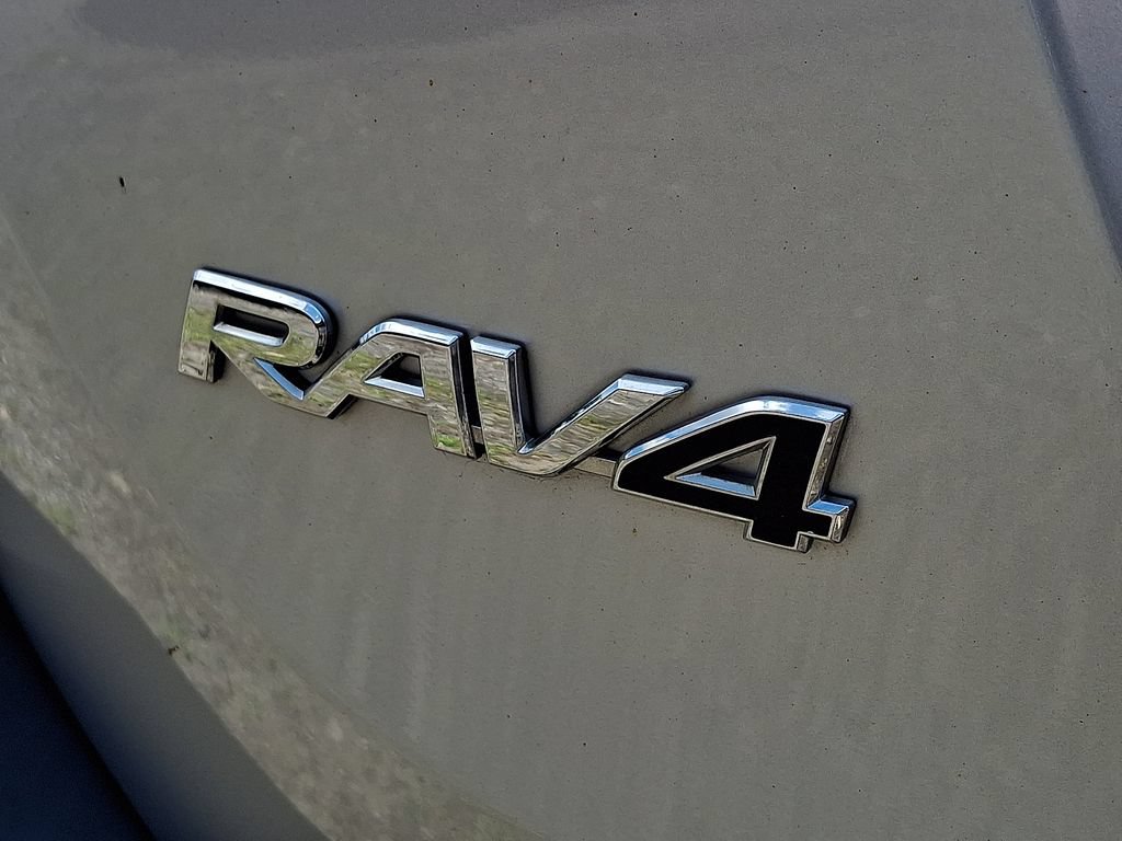 Used 2015 Toyota RAV4 Limited w/ Outdoor Package AWD/4WD image 31