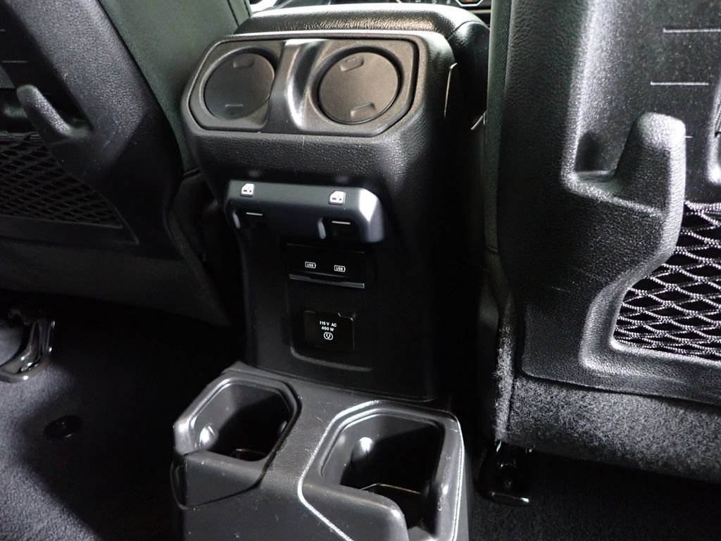 Used 2022 Jeep Gladiator Mojave w/ Cold Weather Group AWD/4WD image 36