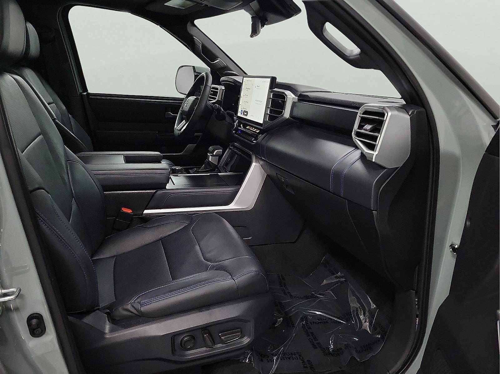 Certified 2025 Toyota Sequoia Platinum AWD/4WD image 14