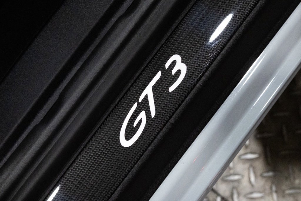 Used 2018 Porsche 911 GT3 image 54