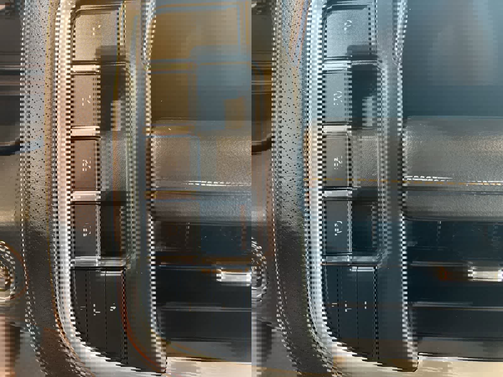 Used 2021 GMC Yukon SLT w/ SLT Premium Package image 20