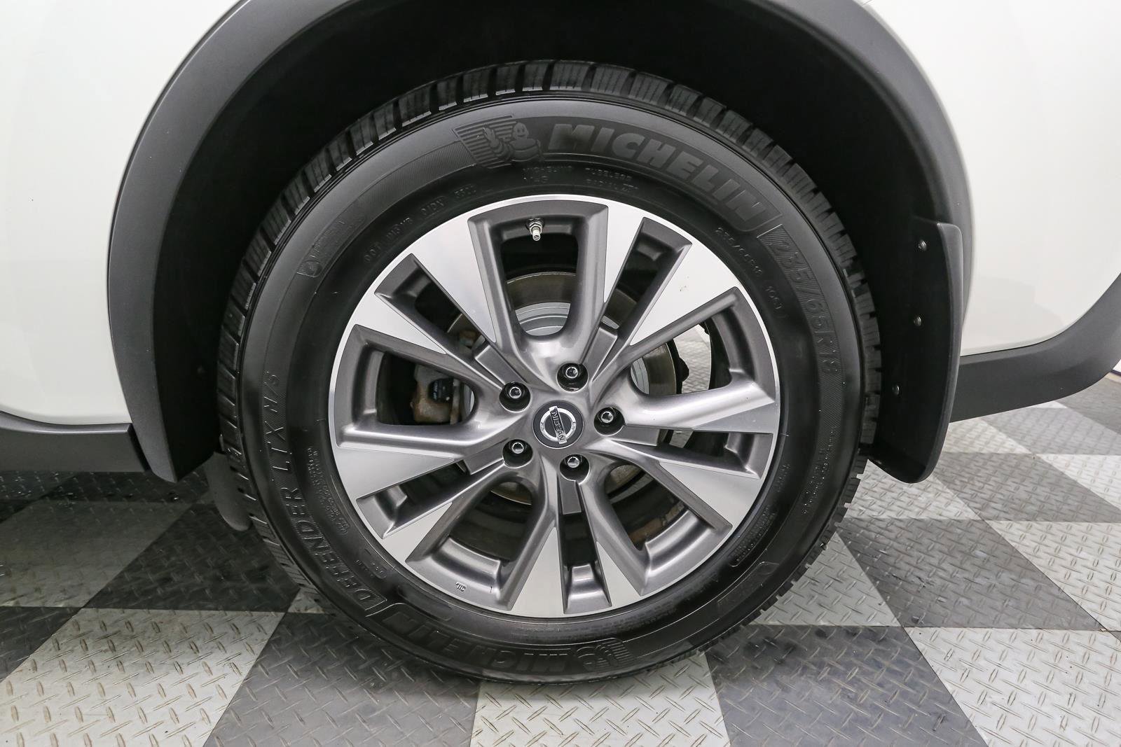 Used 2017 Nissan Murano SL w/ SL Technology Package AWD/4WD image 19