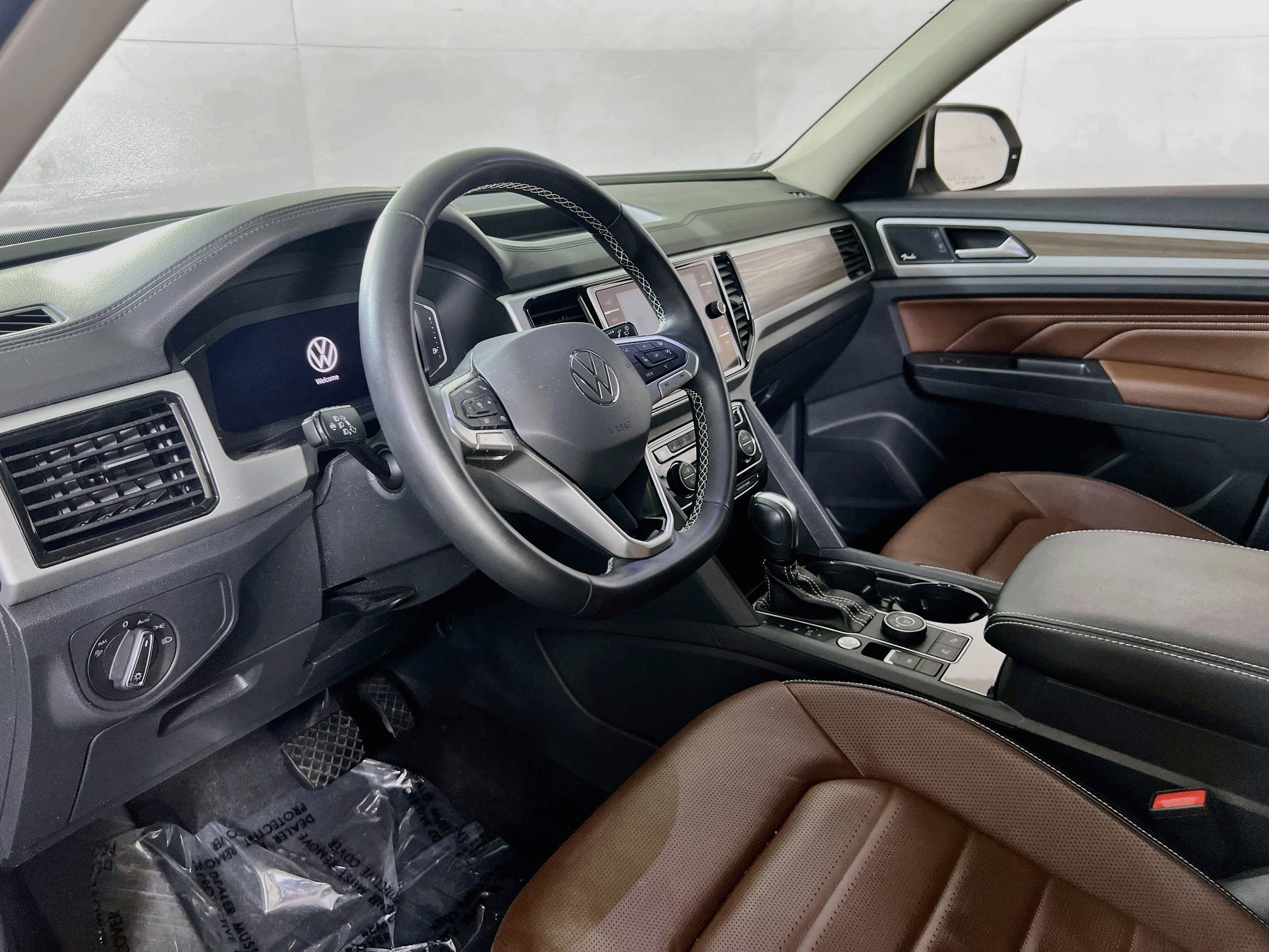 Used 2021 Volkswagen Atlas SEL Premium AWD/4WD image 9