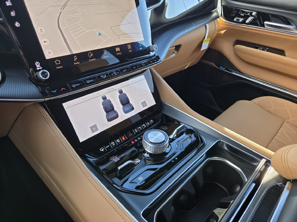 New 2026 Jeep Grand Wagoneer L Summit AWD/4WD image 14