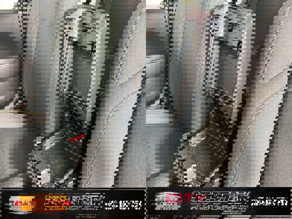 New 2025 Jeep Gladiator Sport image 24