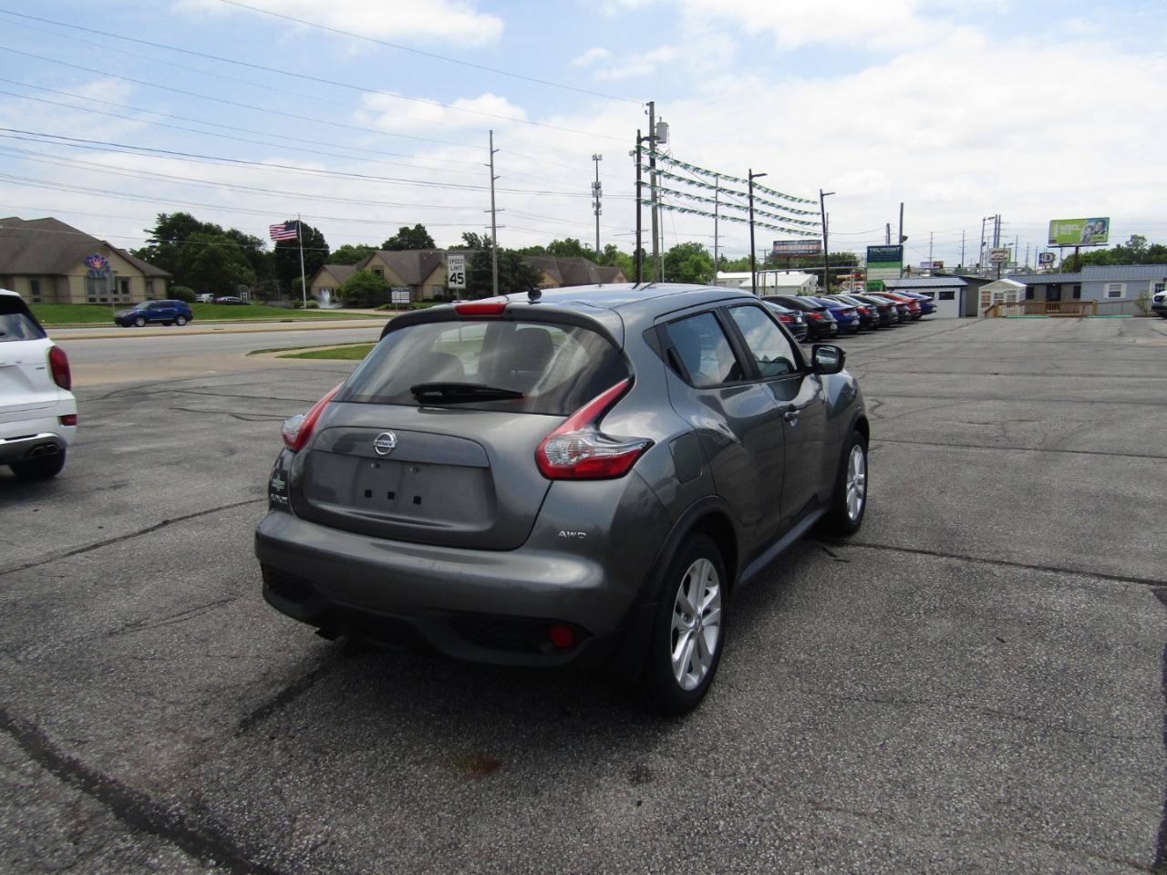 Used 2016 Nissan Juke S AWD/4WD image 8