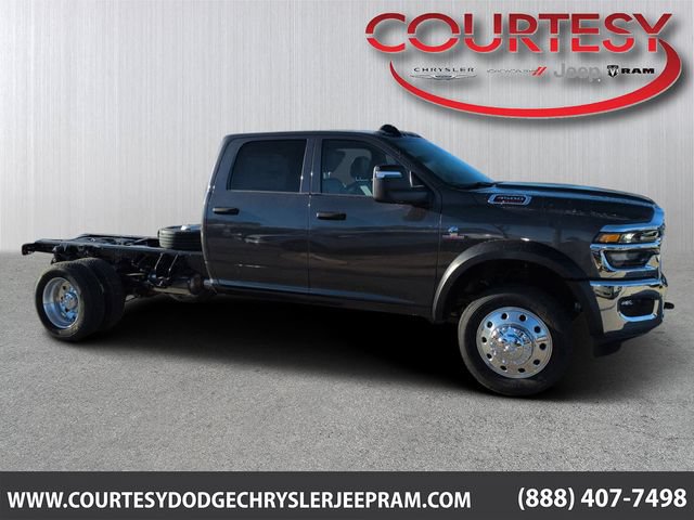 New 2026 RAM 4500 Tradesman AWD/4WD image 1