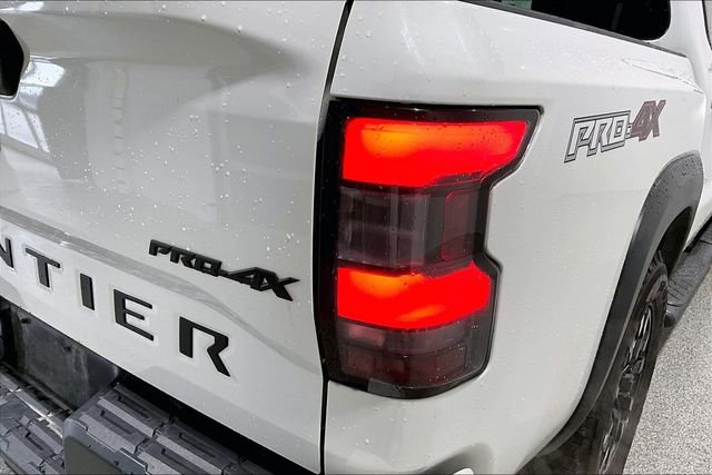 Used 2023 Nissan Frontier PRO-4X image 24