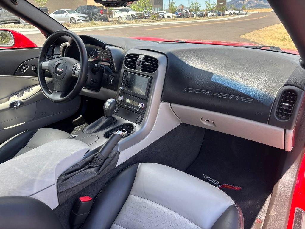 Used 2007 Chevrolet Corvette Convertible w/ Preferred Equipment Group RWD image 16
