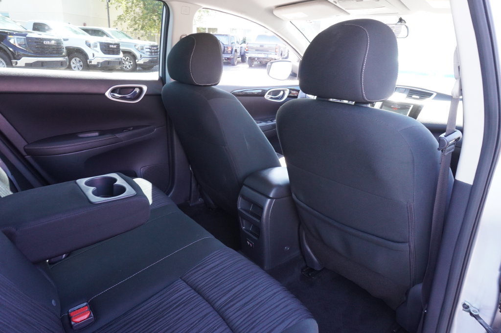 Used 2019 Nissan Sentra SV FWD image 10