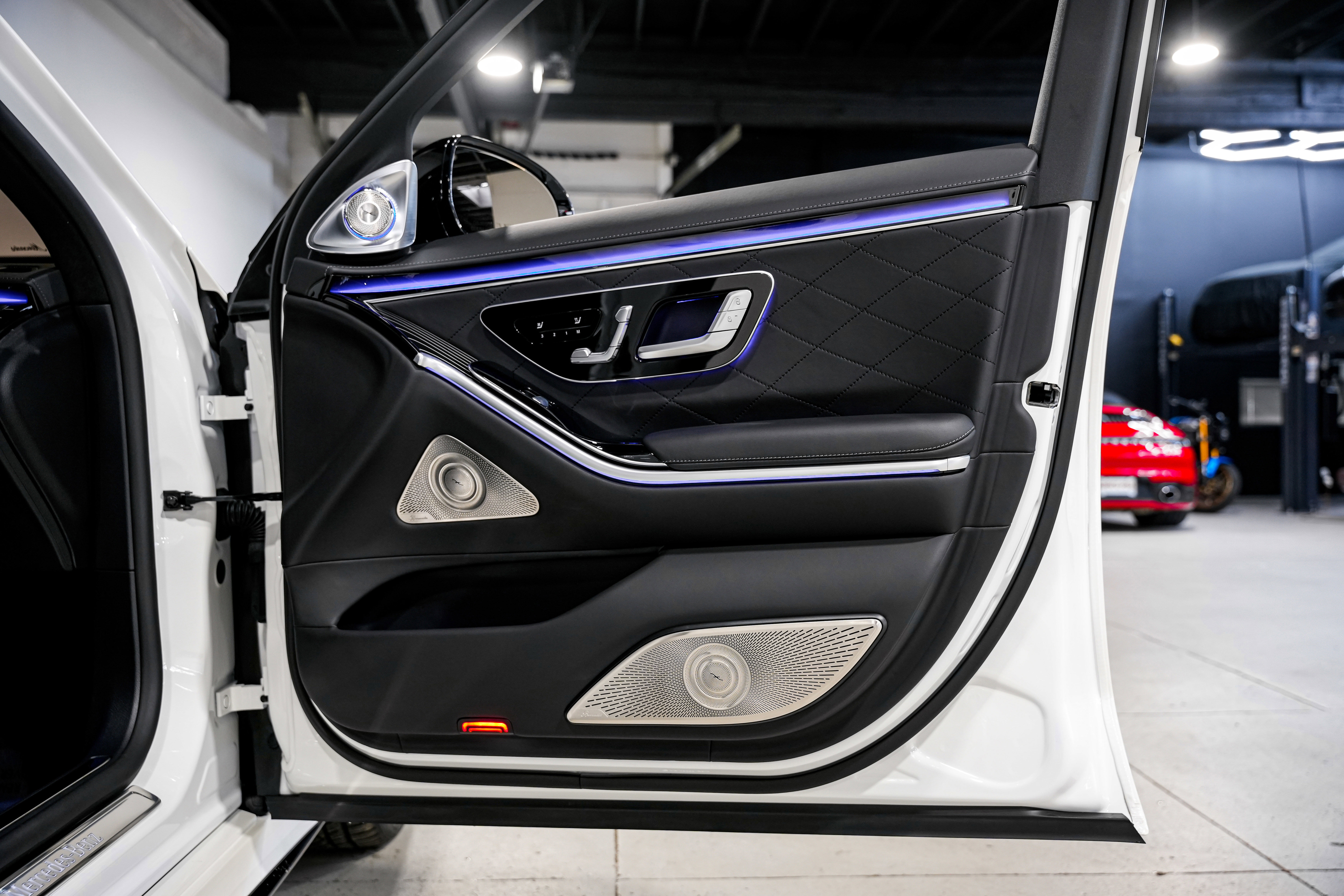 Used 2023 Mercedes-Benz S 580 4MATIC Sedan image 24