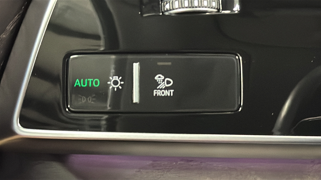 Used 2019 Audi Q8 Prestige w/ Towing Package AWD/4WD image 33