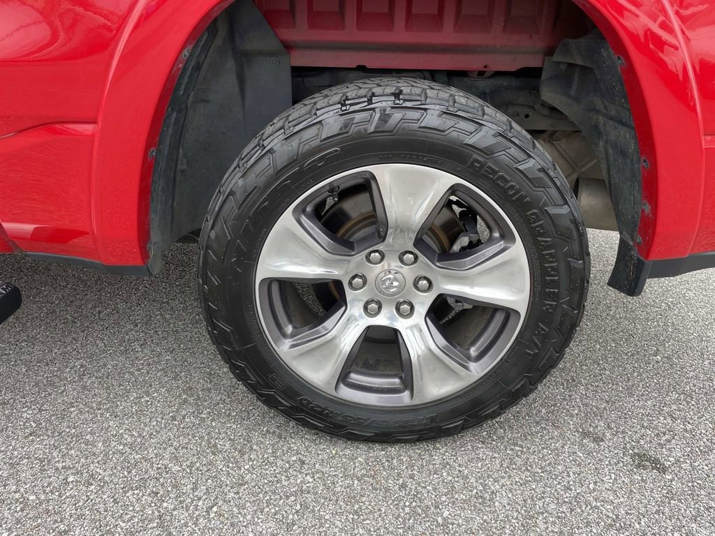 Used 2020 RAM 1500 Laramie image 11
