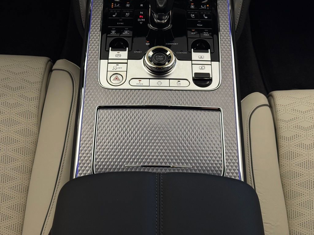 New 2026 Bentley Flying Spur Plug-In Hybrid image 45