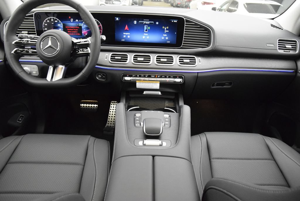 New 2026 Mercedes-Benz GLS 450 4MATIC image 21